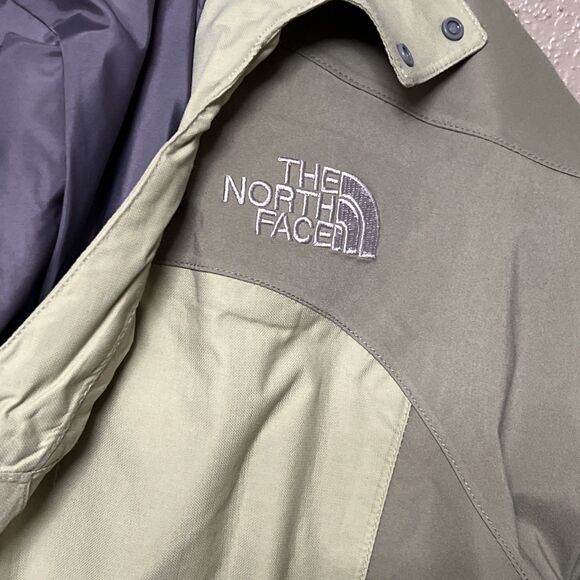 The NORTH FACE Hyvent Outer Shell Hooded Ski Jacket Green Olive Size Large - Picture 3 of 6